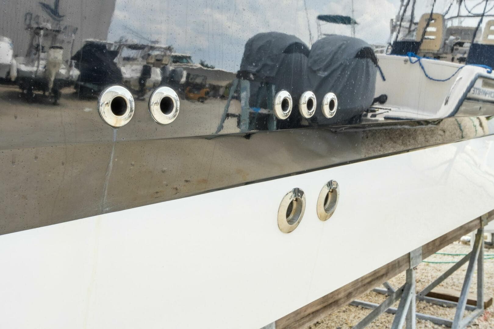 2023 Wellcraft 352 Fisherman Center Console