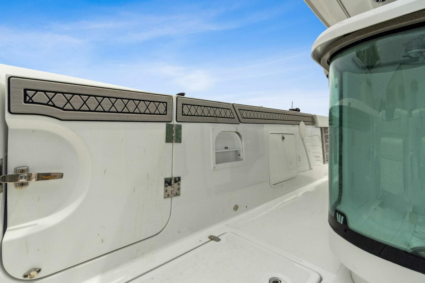 2023 Wellcraft 352 Fisherman Center Console