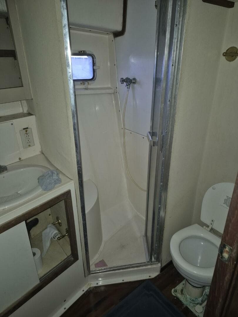 1982 Bertram 38 Convertible