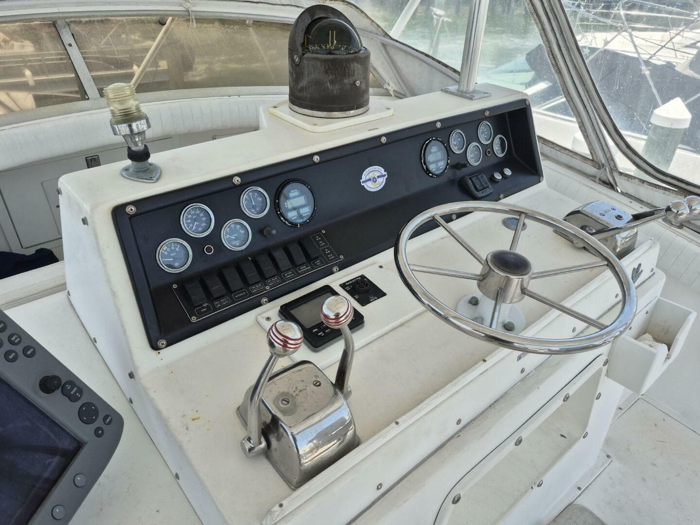 1982 Bertram 38 Convertible