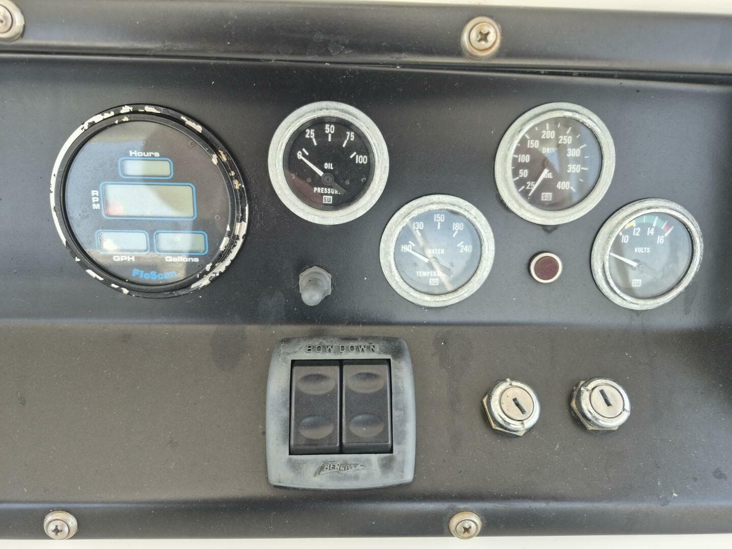 1982 Bertram 38 Convertible