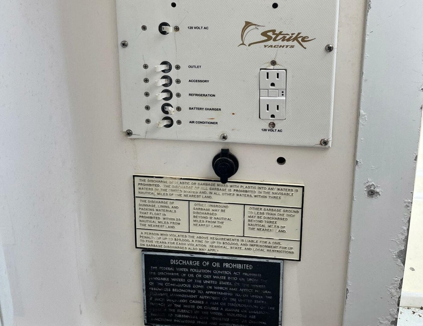 2005 Strike Express Fisherman