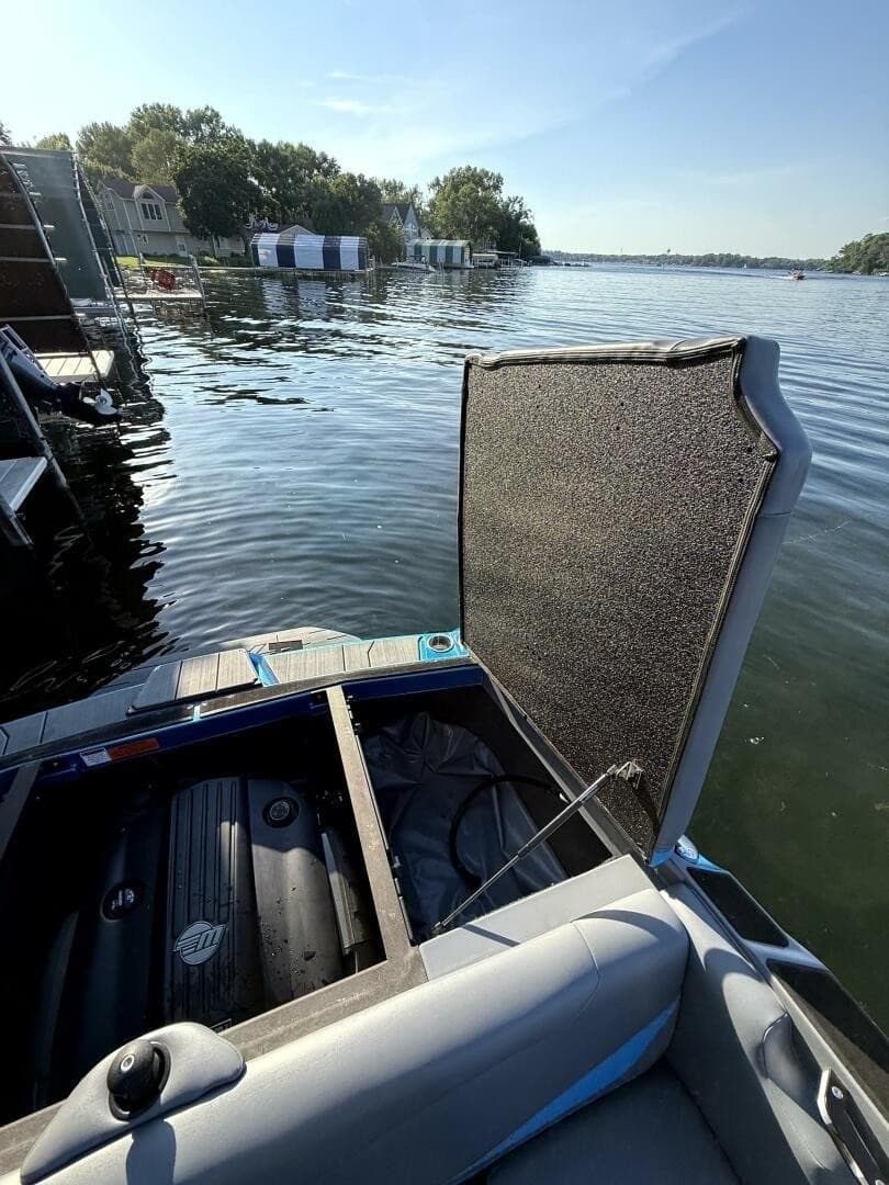 2020 Axis T23