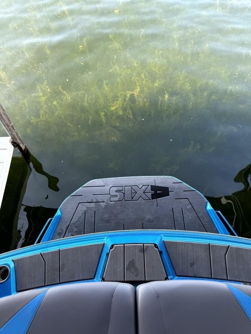 2020 Axis T23