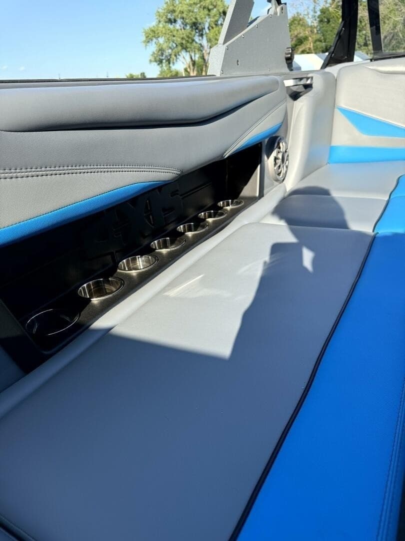 2020 Axis T23