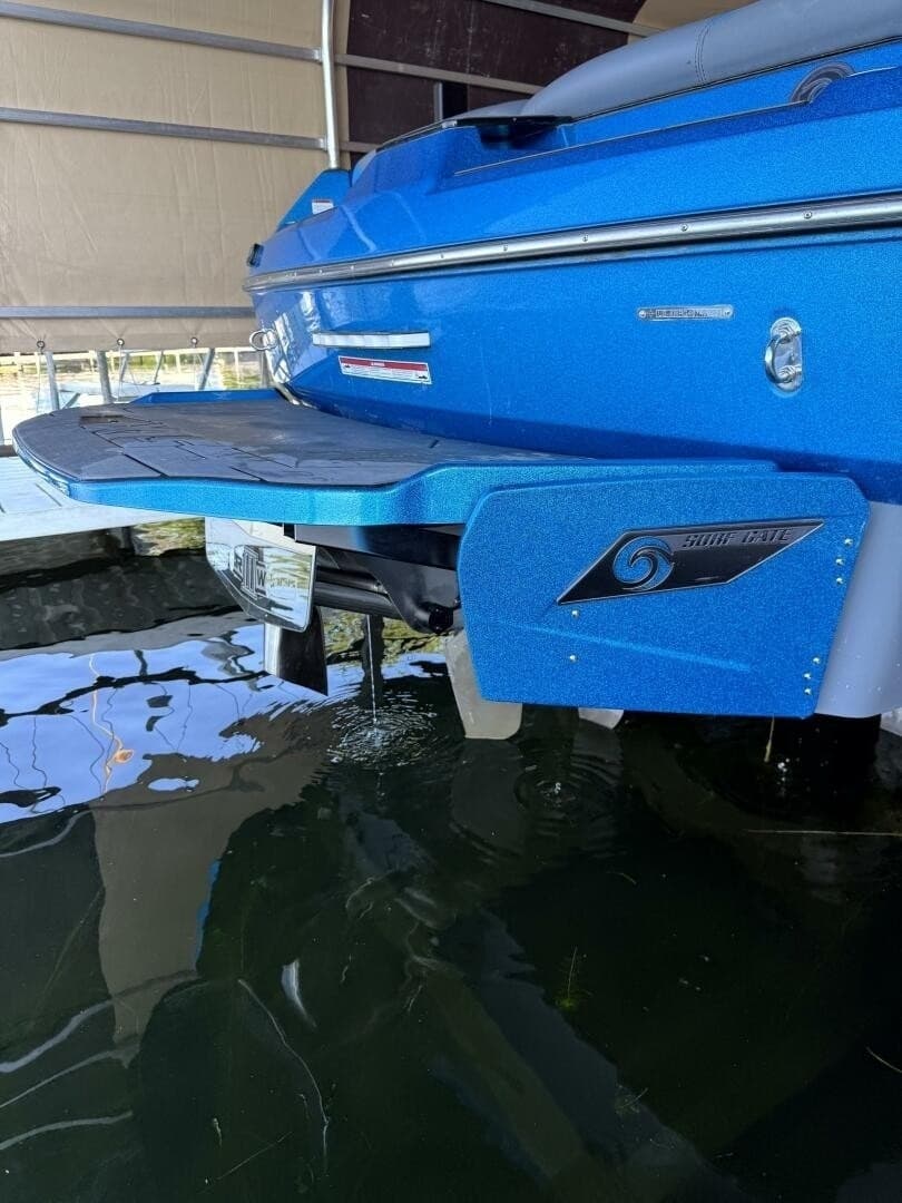 2020 Axis T23