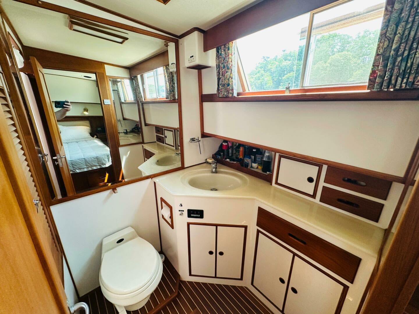 1998 Grand Banks 49 Classic