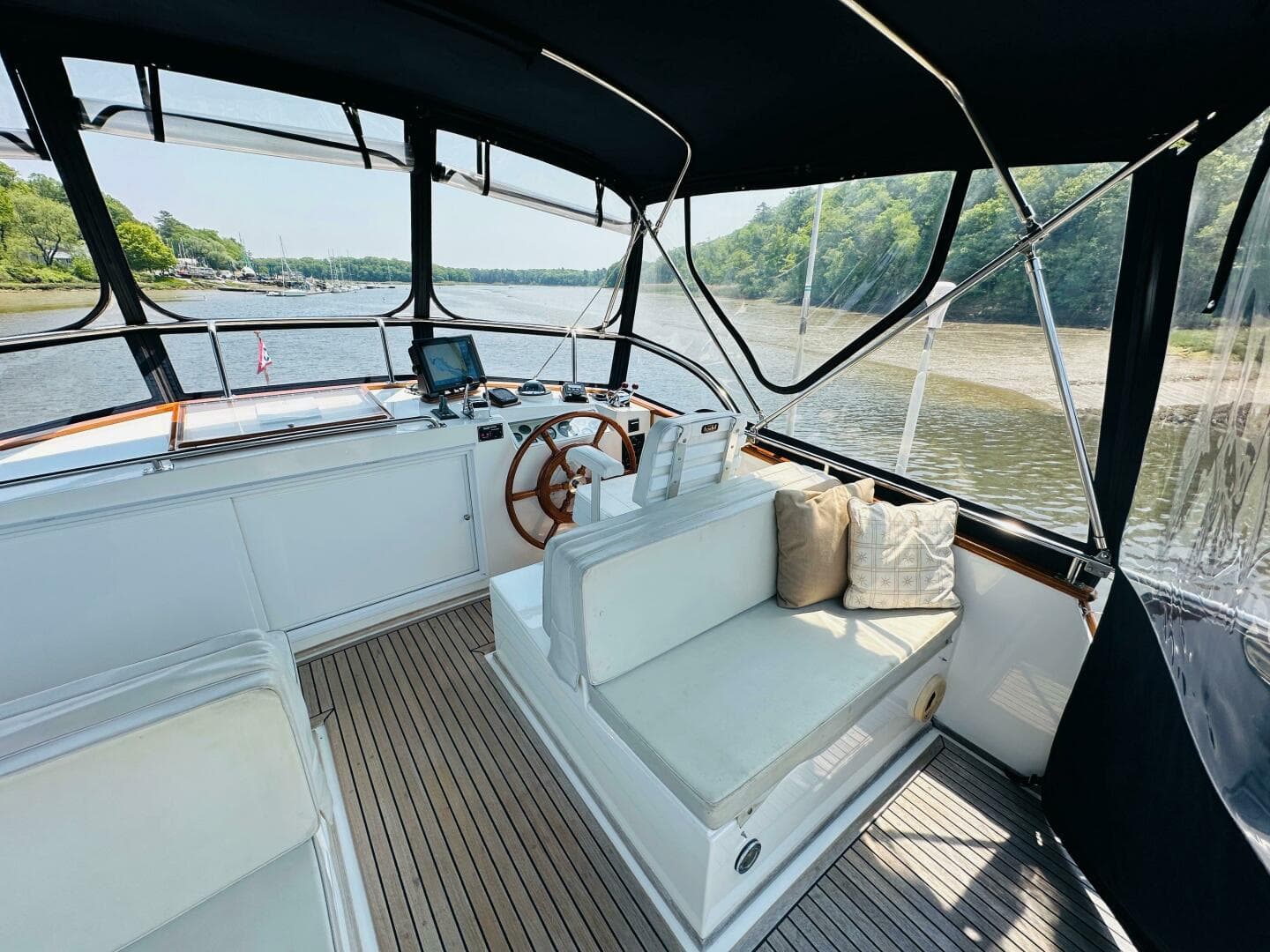 1998 Grand Banks 49 Classic