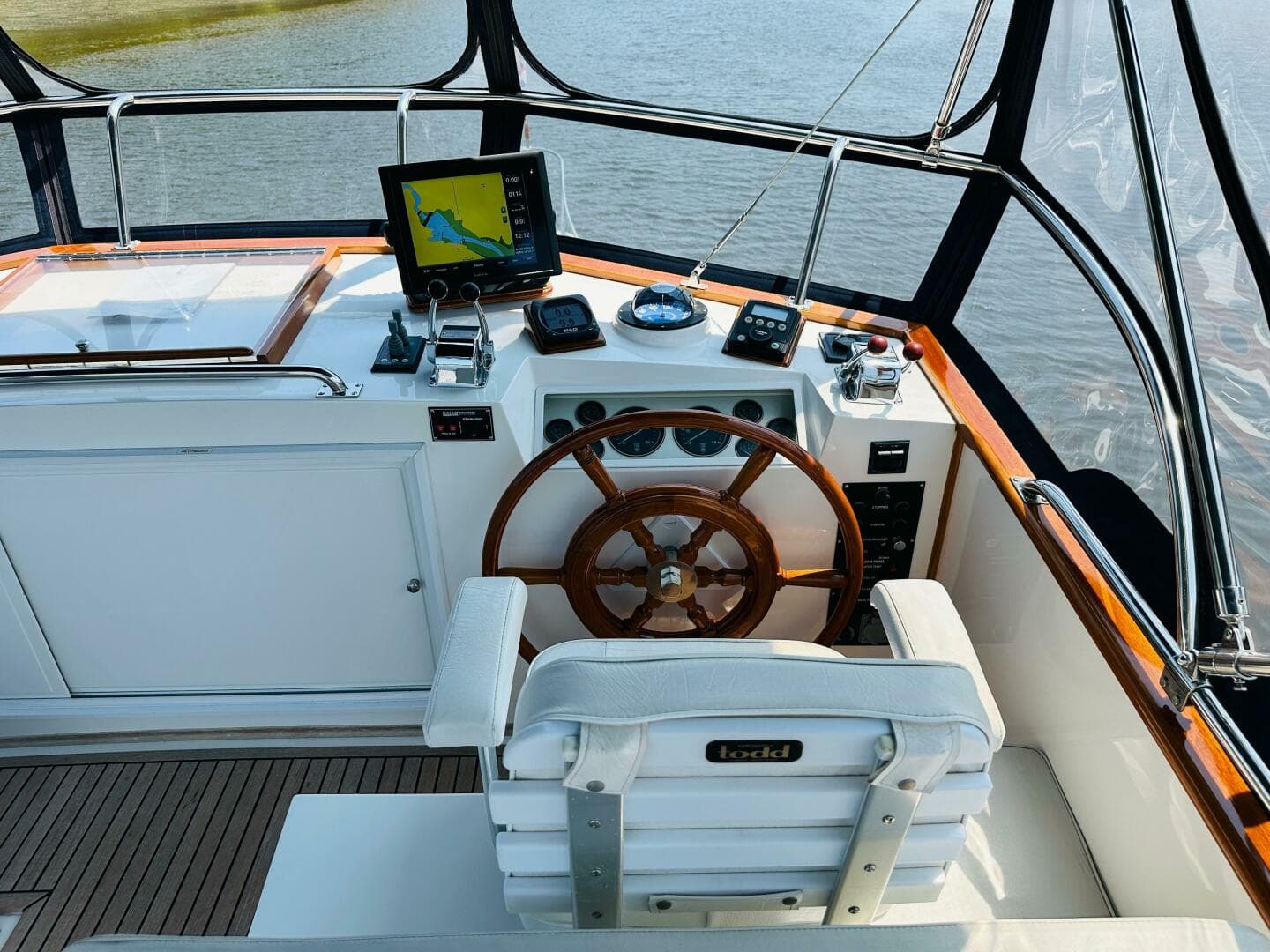 1998 Grand Banks 49 Classic