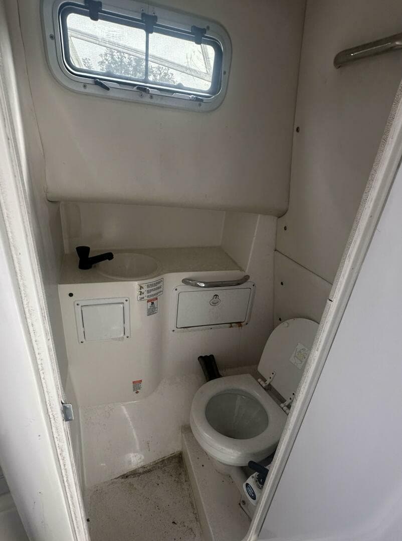 2003 True World Marine TE 288