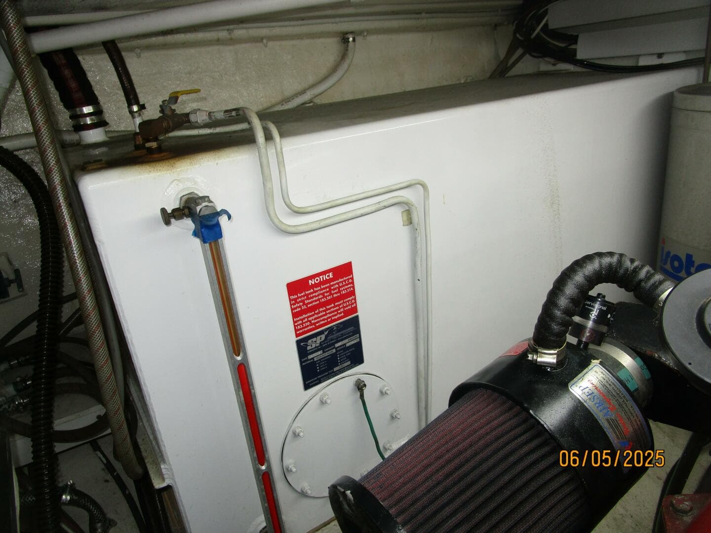 49' DeFever new port forward fuel tank