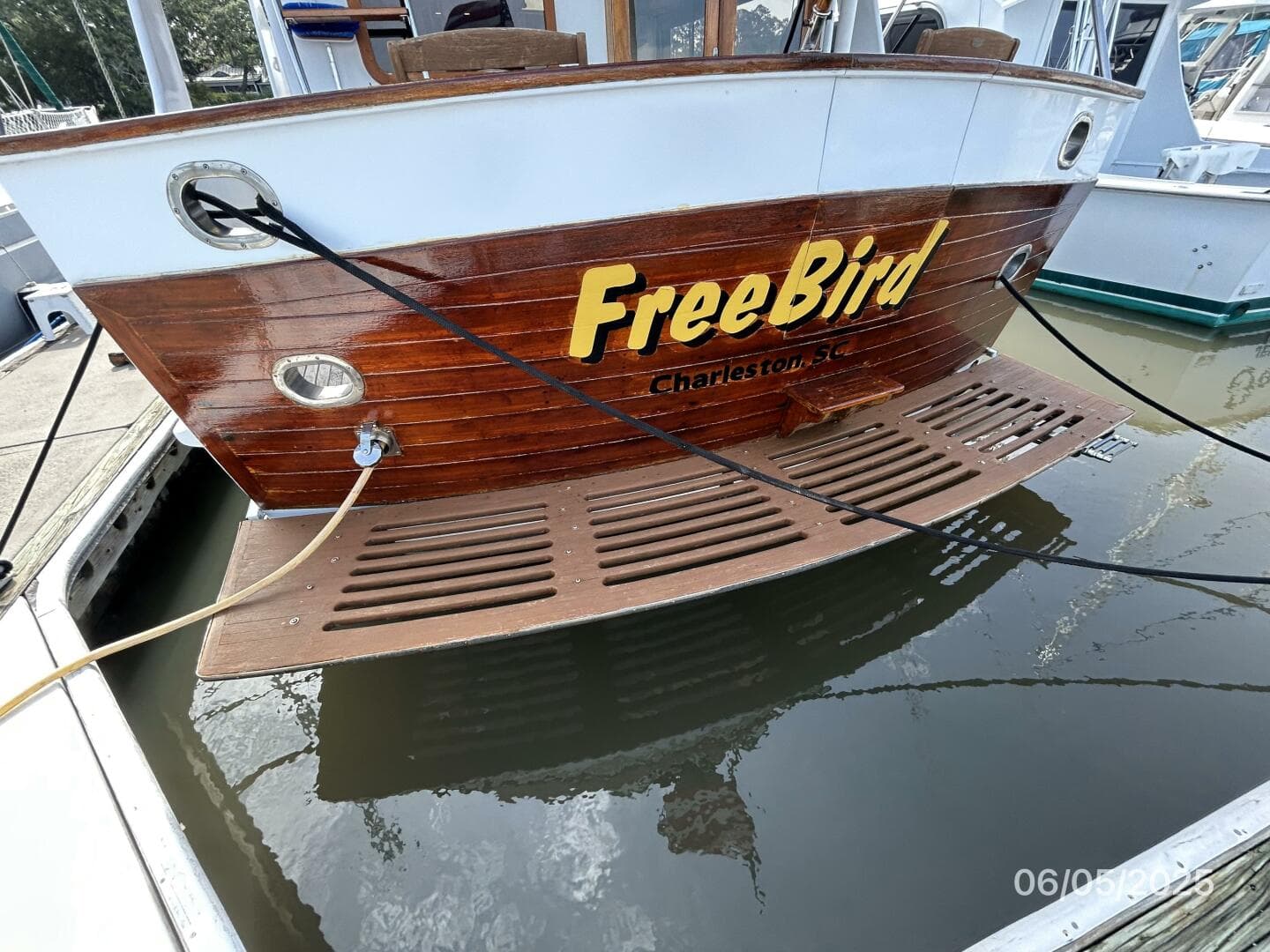 49' DeFever swimplatform 