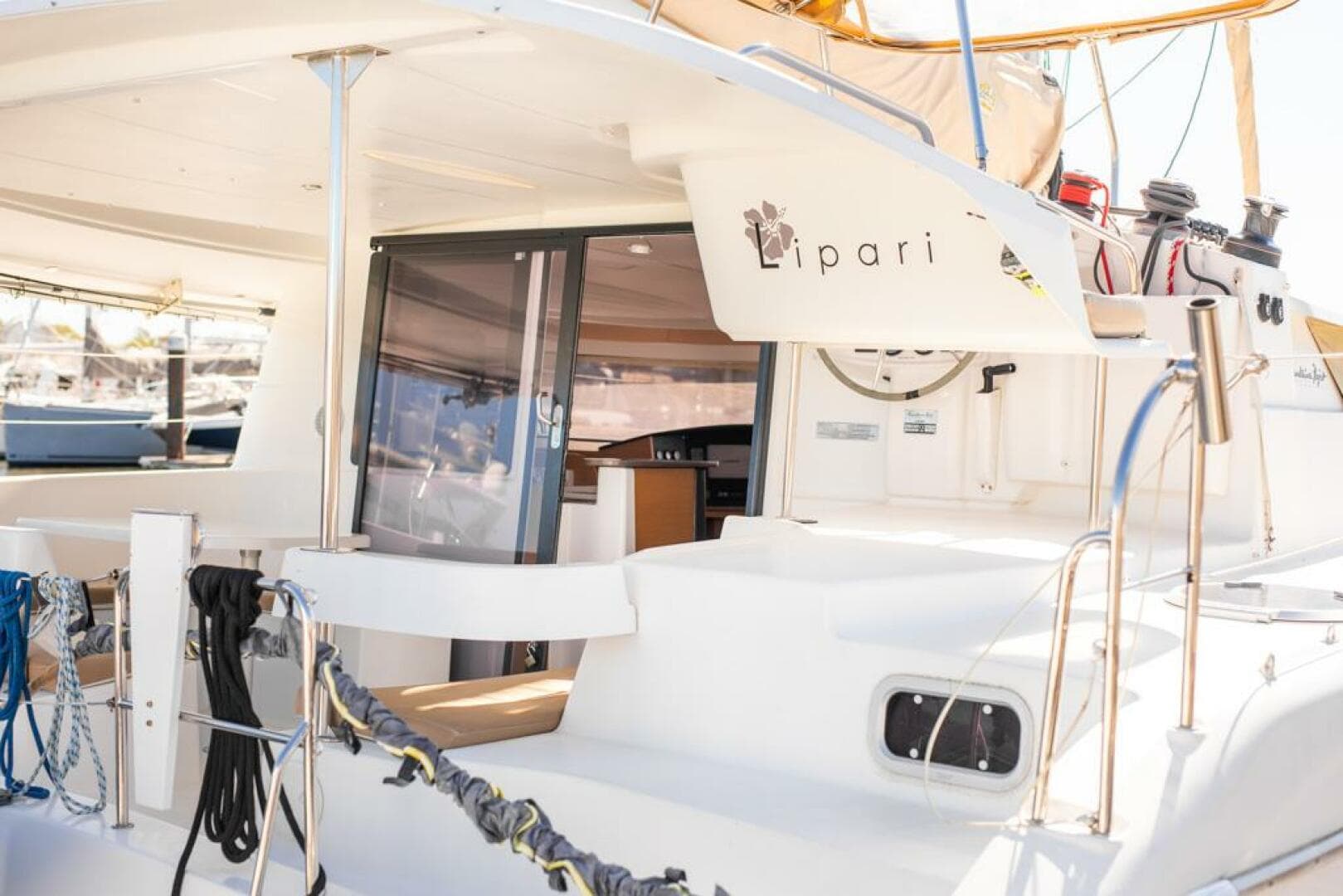 2013-fountaine-pajot-lipari-41-sail-9392749-20240517061700233-1_XLARGE.jpg