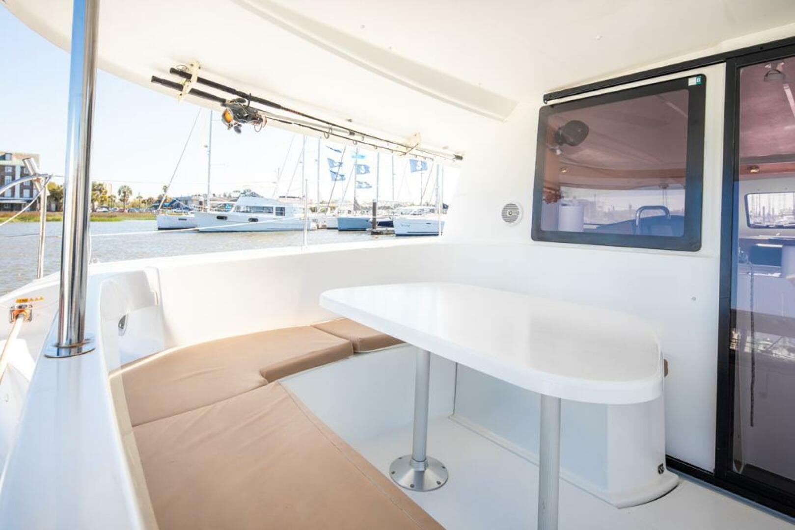 2013-fountaine-pajot-lipari-41-sail-9392749-20240517061323700-1_XLARGE.jpg