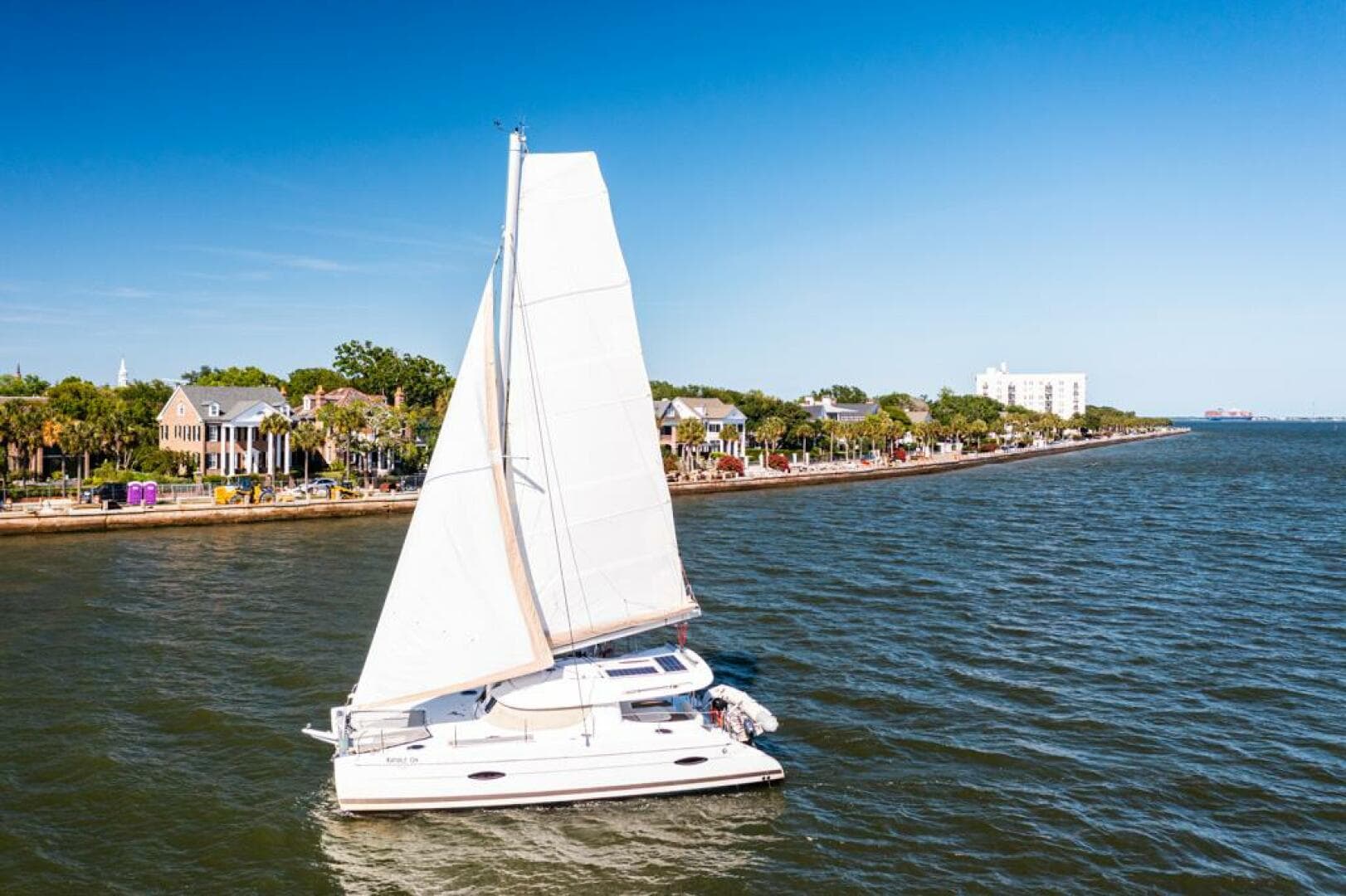2013-fountaine-pajot-lipari-41-sail-9392749-20240517061004921-1_XLARGE.jpg