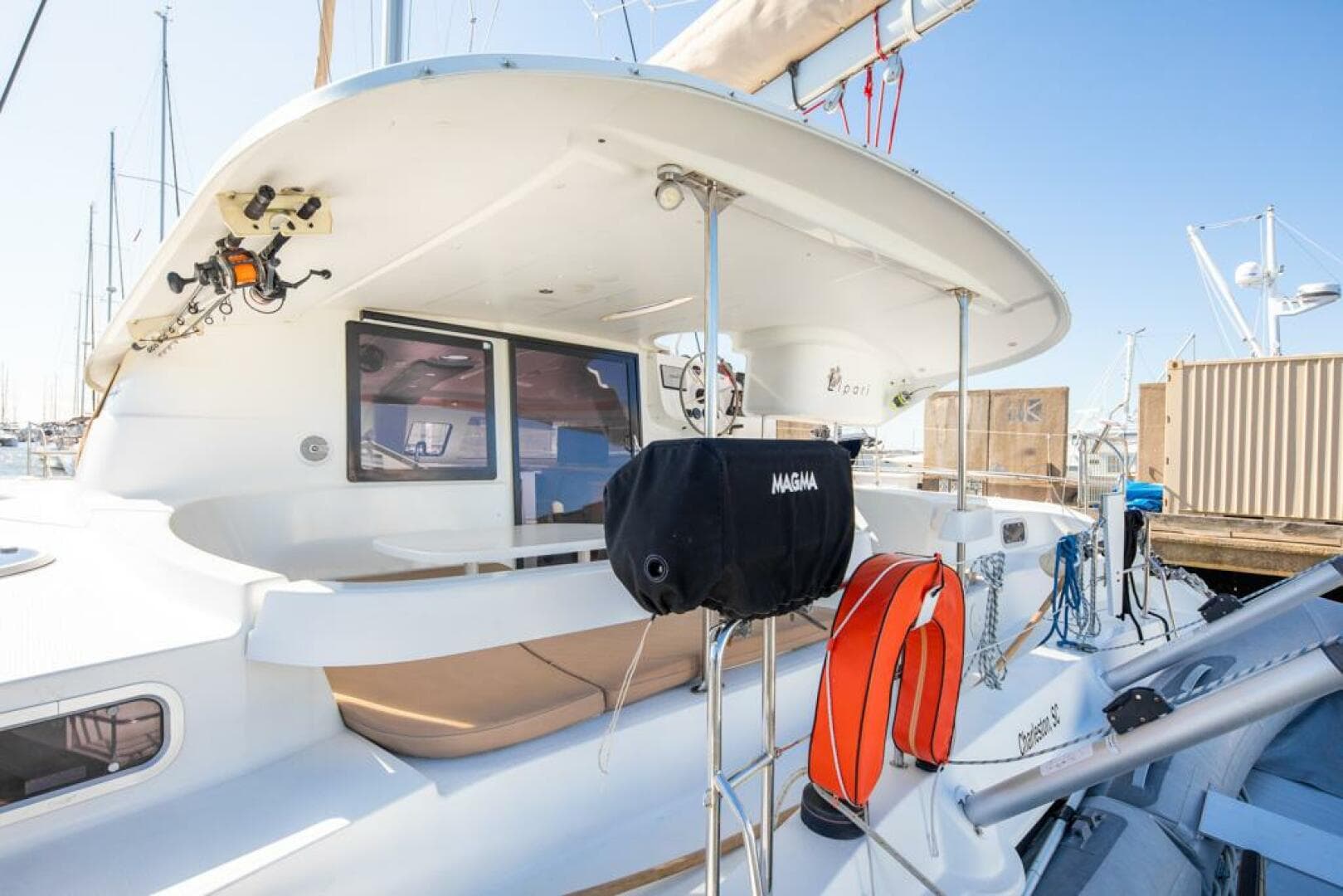 2013-fountaine-pajot-lipari-41-sail-9392749-20240517061315396-1_XLARGE.jpg