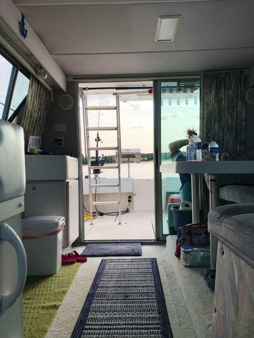 1994 Cruisers Yachts 3380