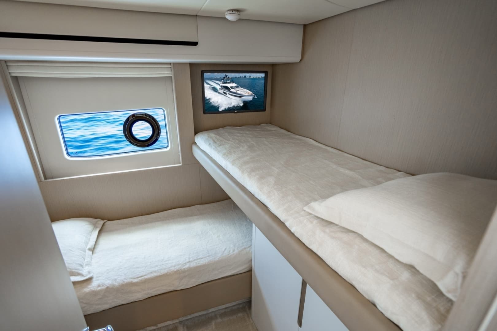 2023 Azimut Fly 68
