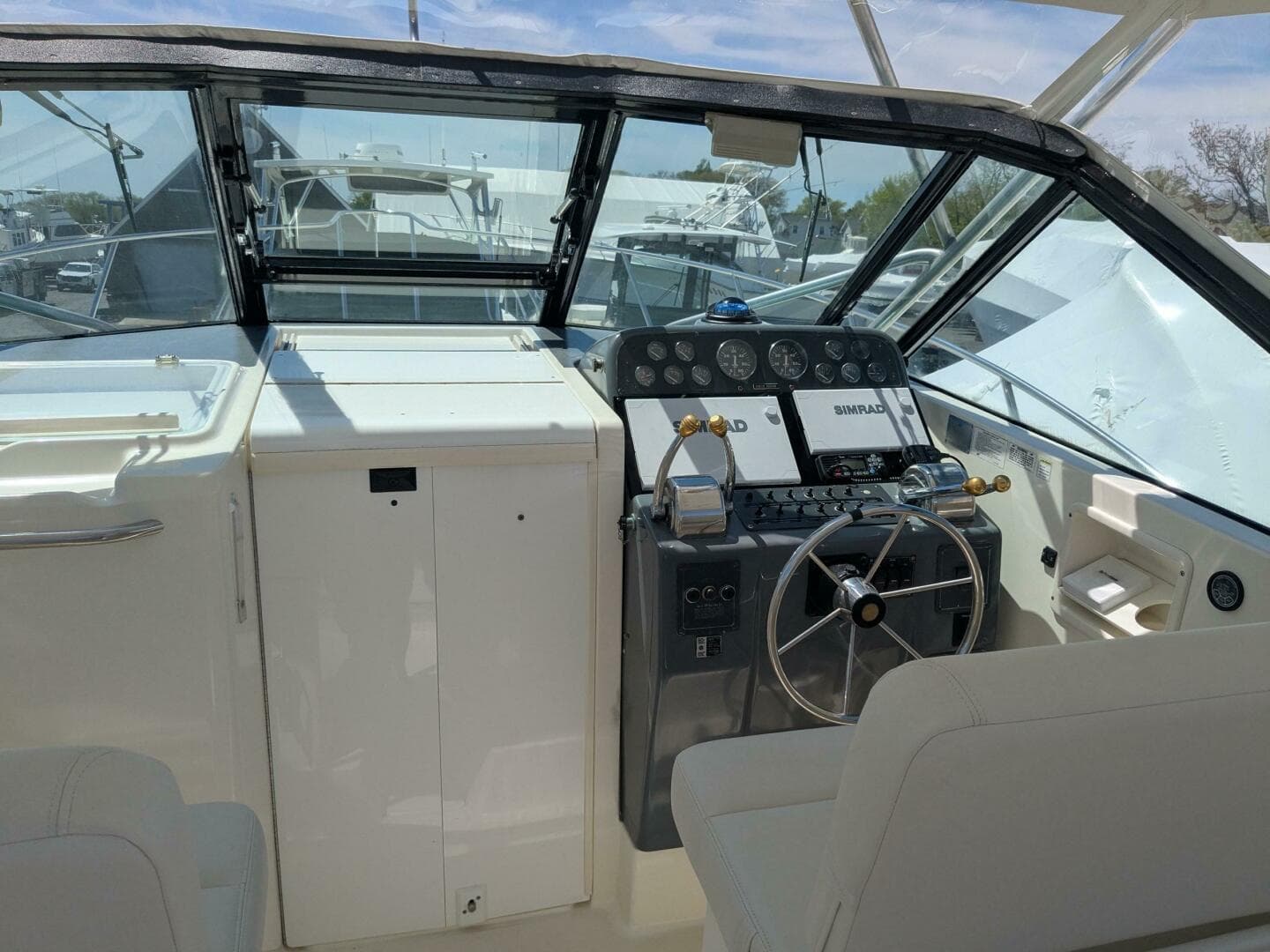 1995 Tiara Yachts 29 Open