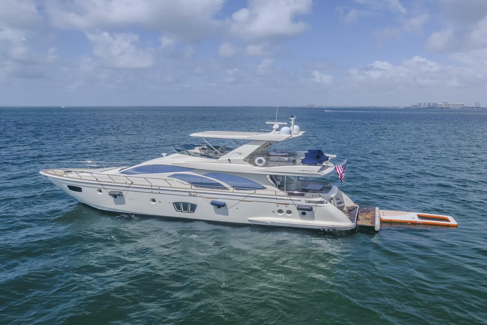 2008 Azimut 75