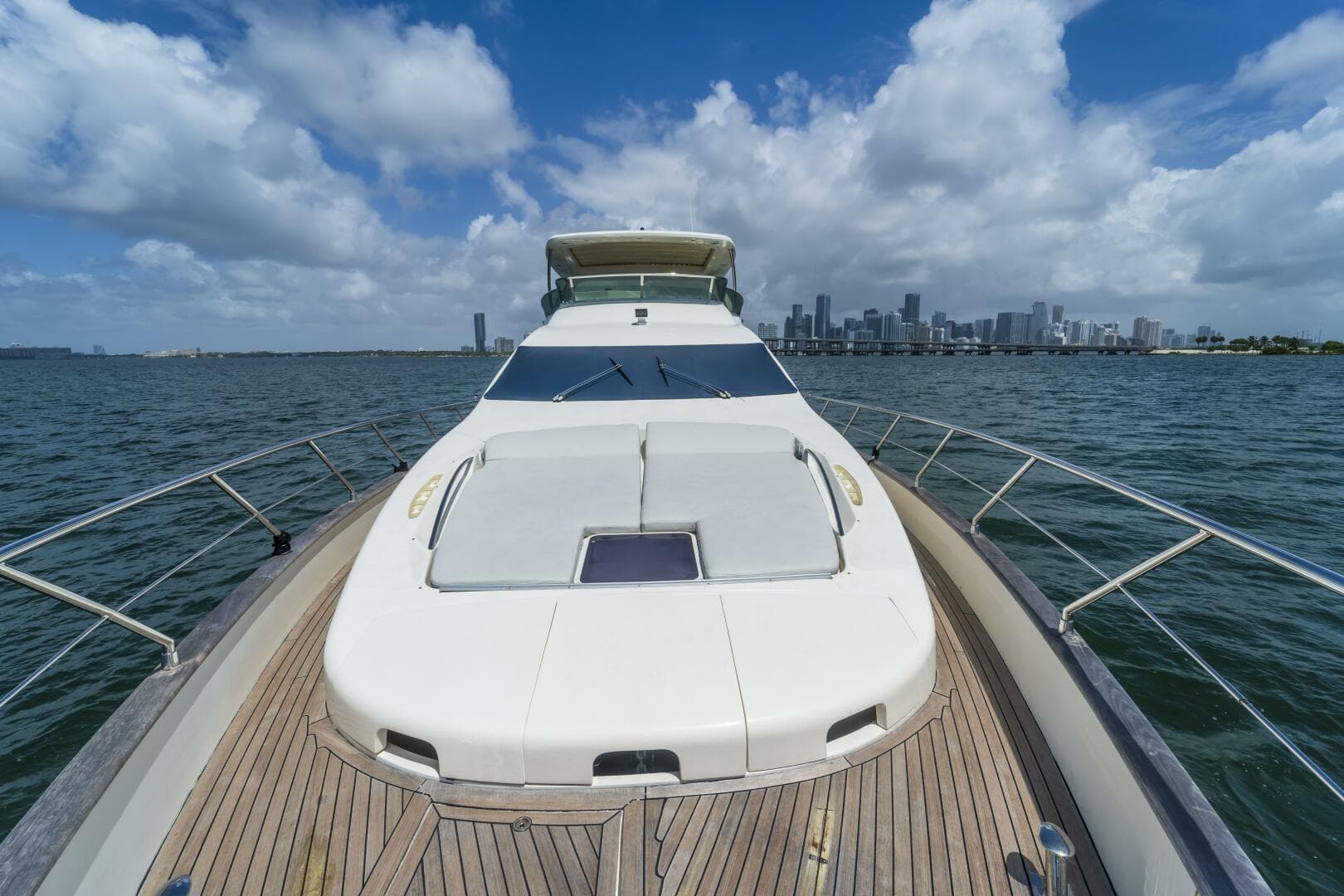 2008 Azimut 75