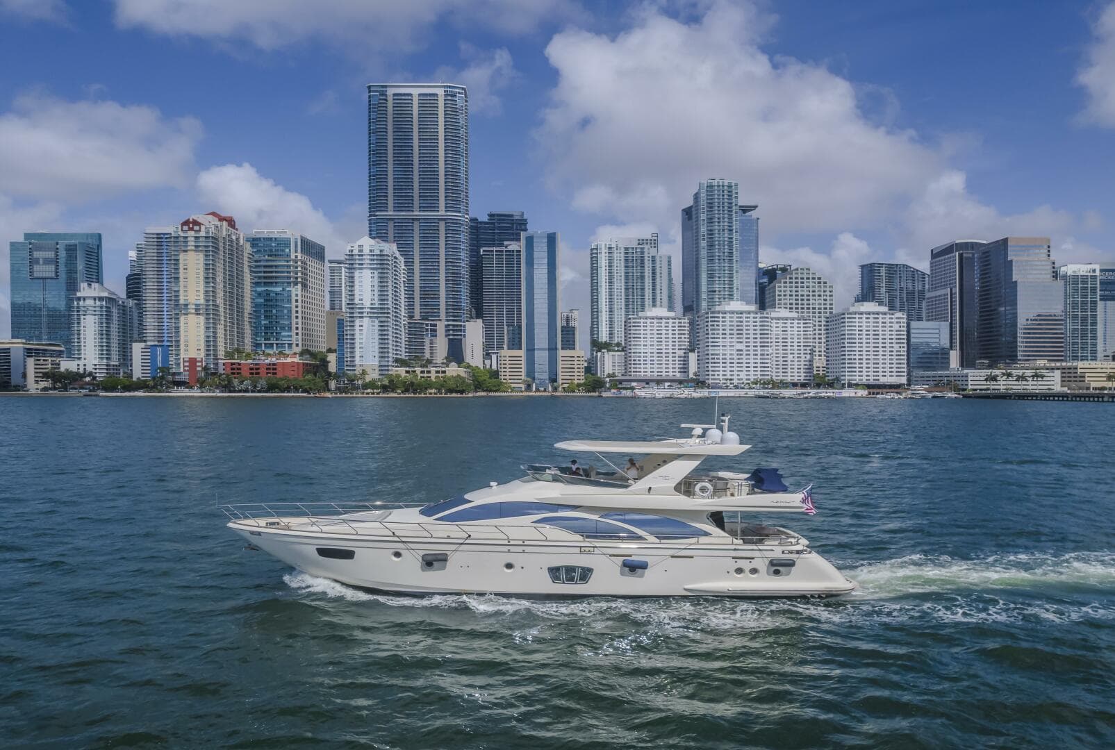 2008 Azimut 75