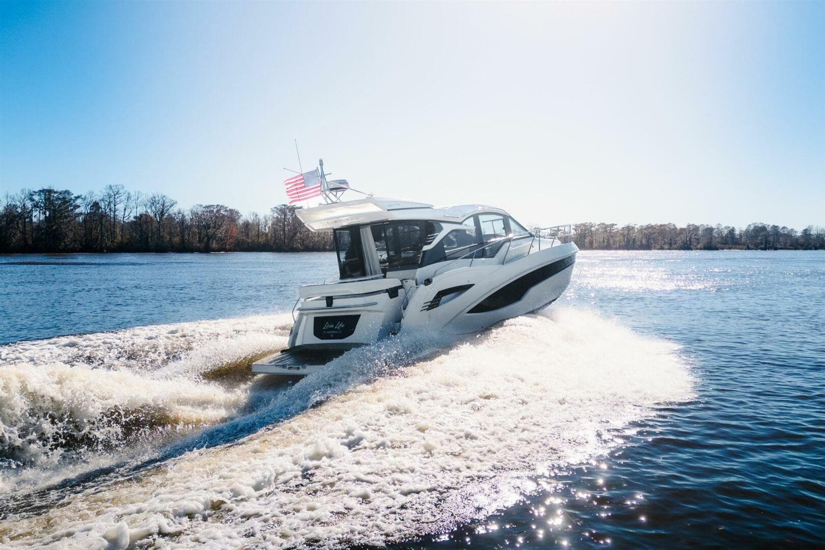 2023 Galeon 425 HTS