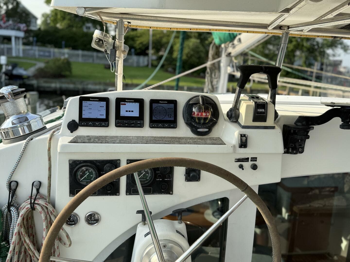 2004 Lagoon 380