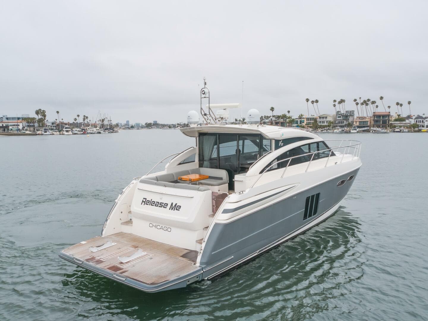 2013 Princess V52