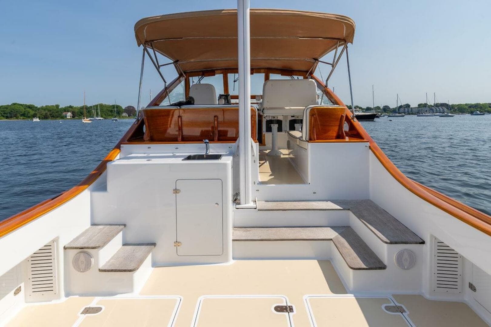 Cockpit Steps And Wetbar