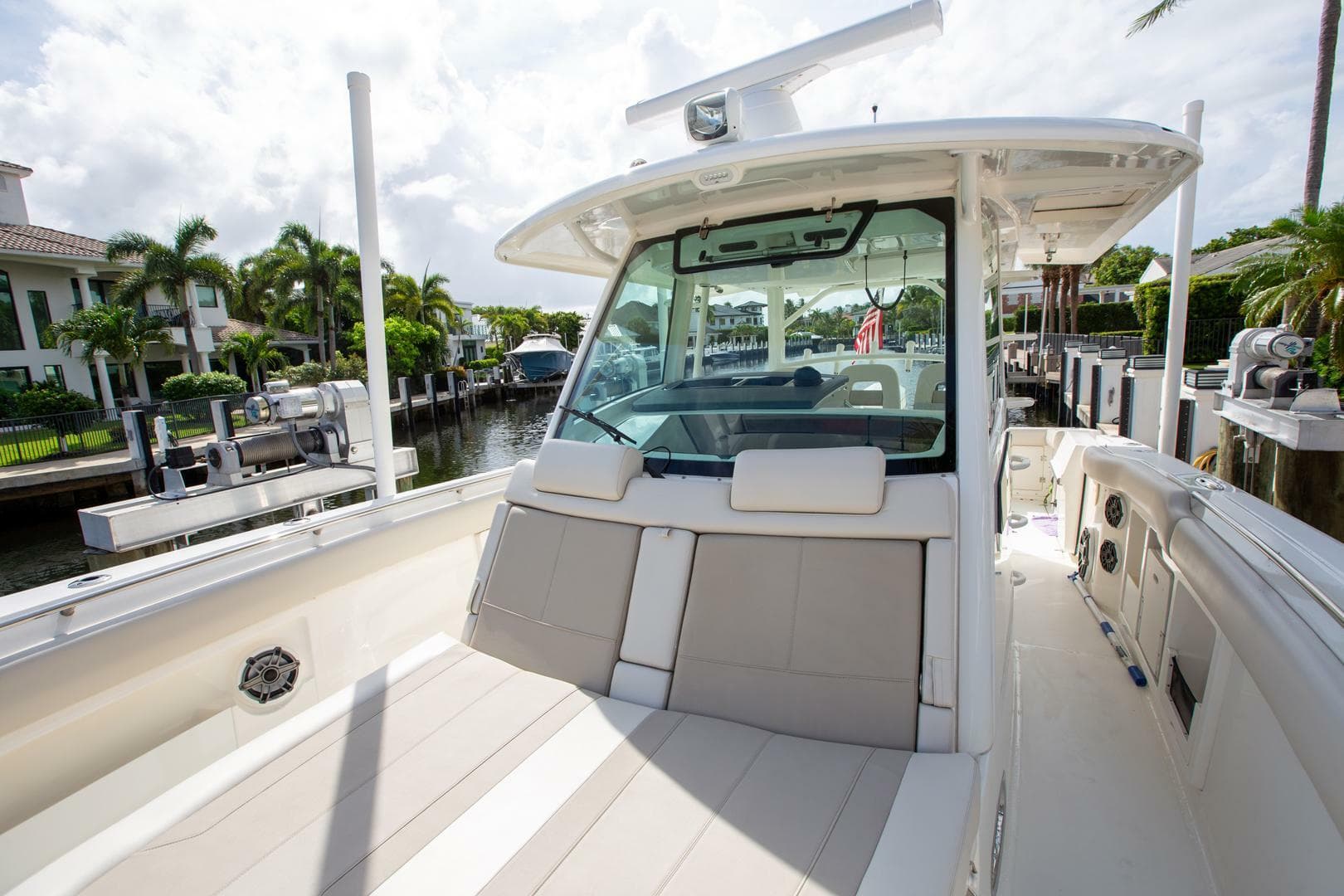 2023 Boston Whaler 380 Outrage