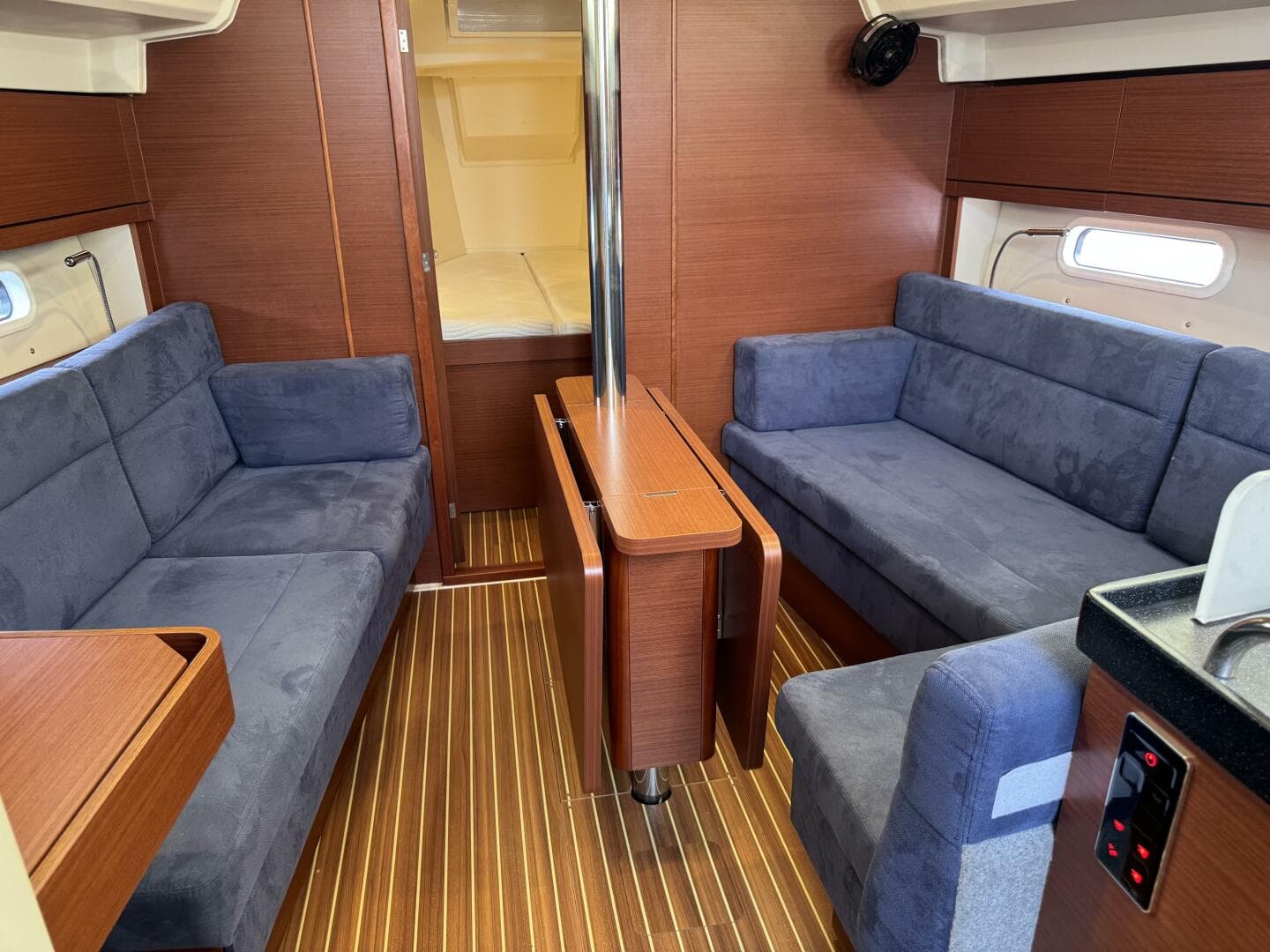 2018 Hanse 348