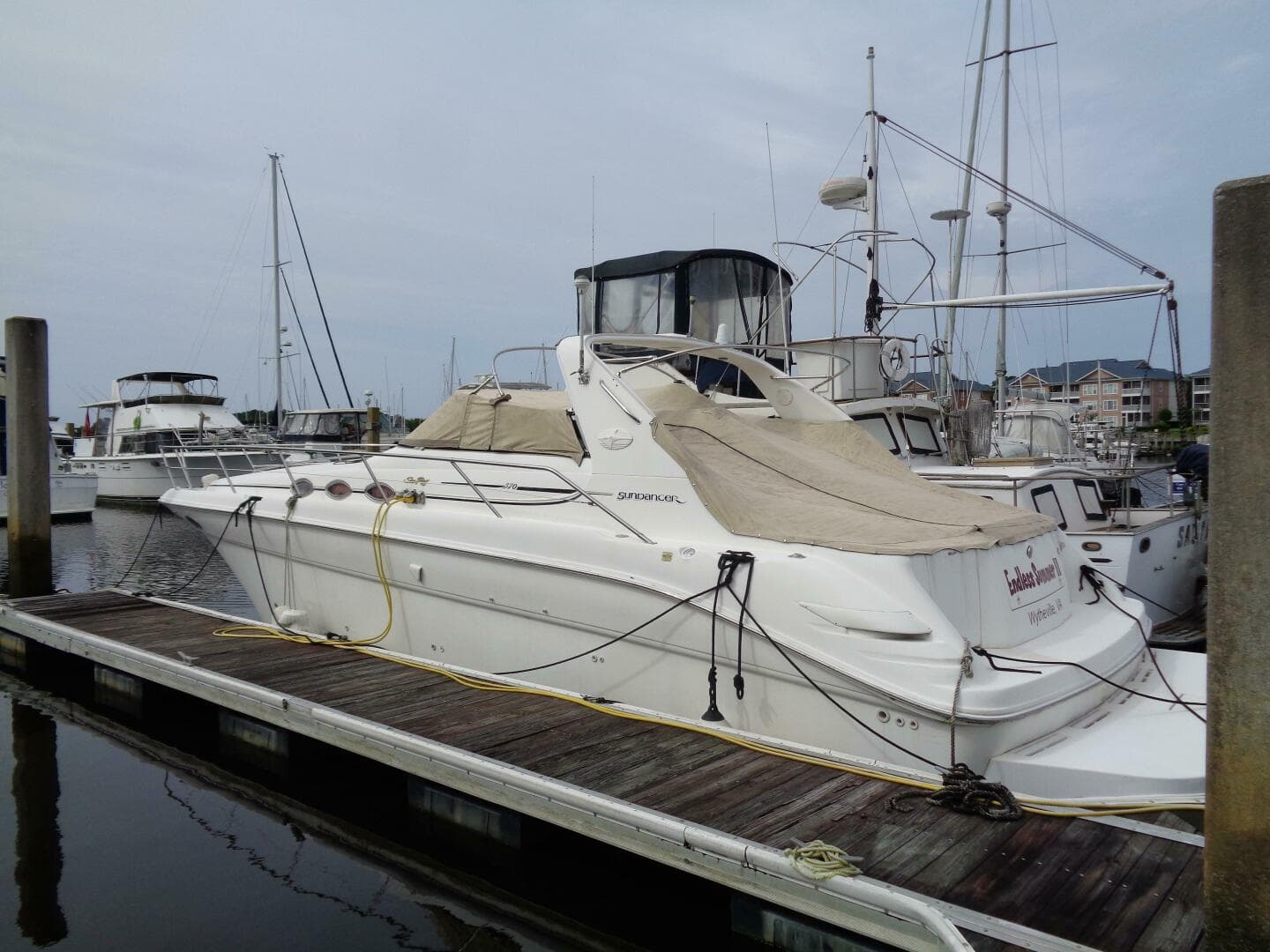 1997 Sea Ray 370 Sundancer