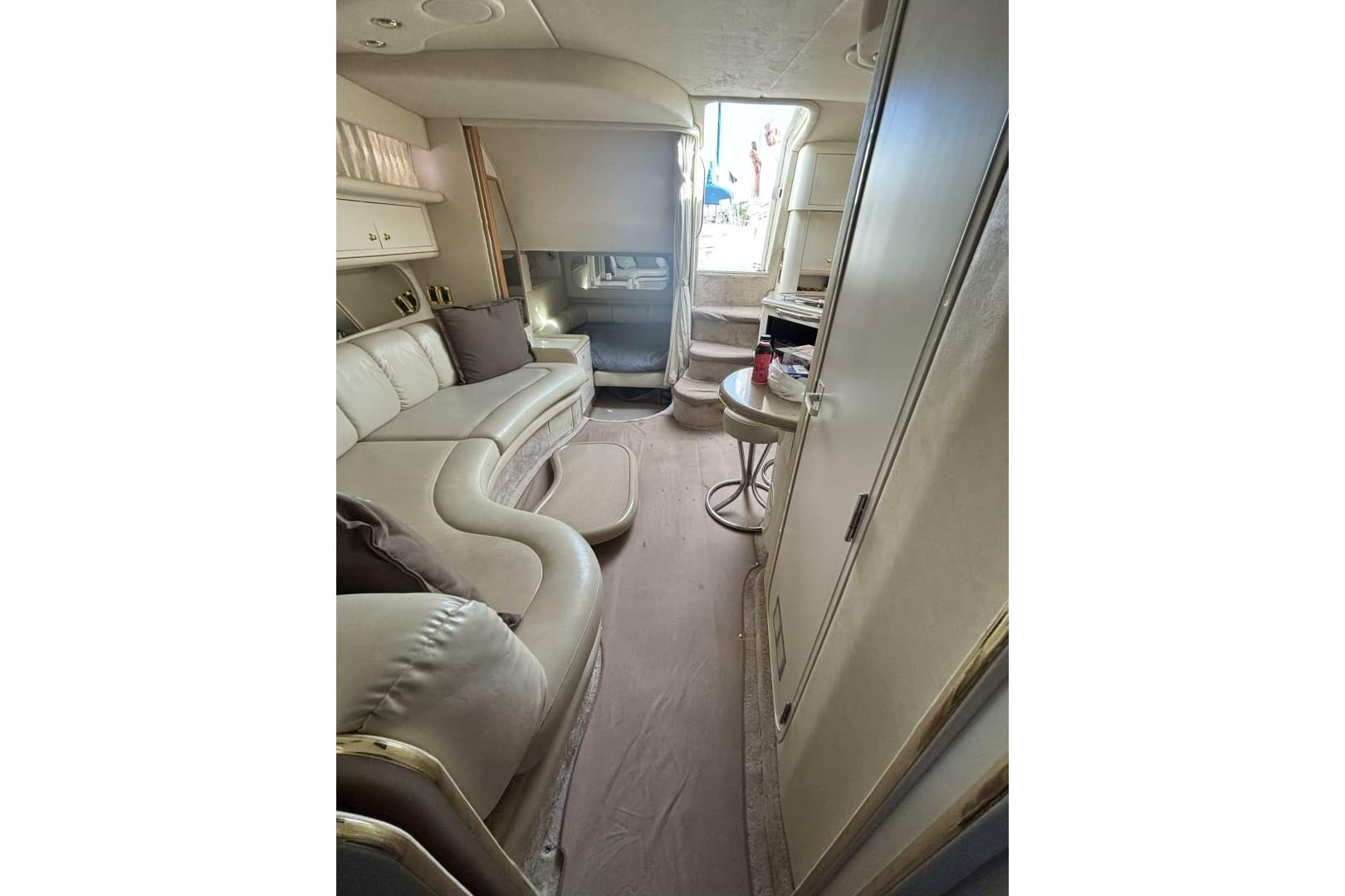 1997 Sea Ray 370 Sundancer