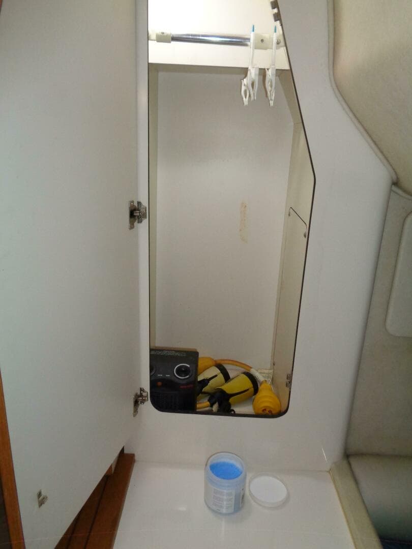 1997 Sea Ray 370 Sundancer