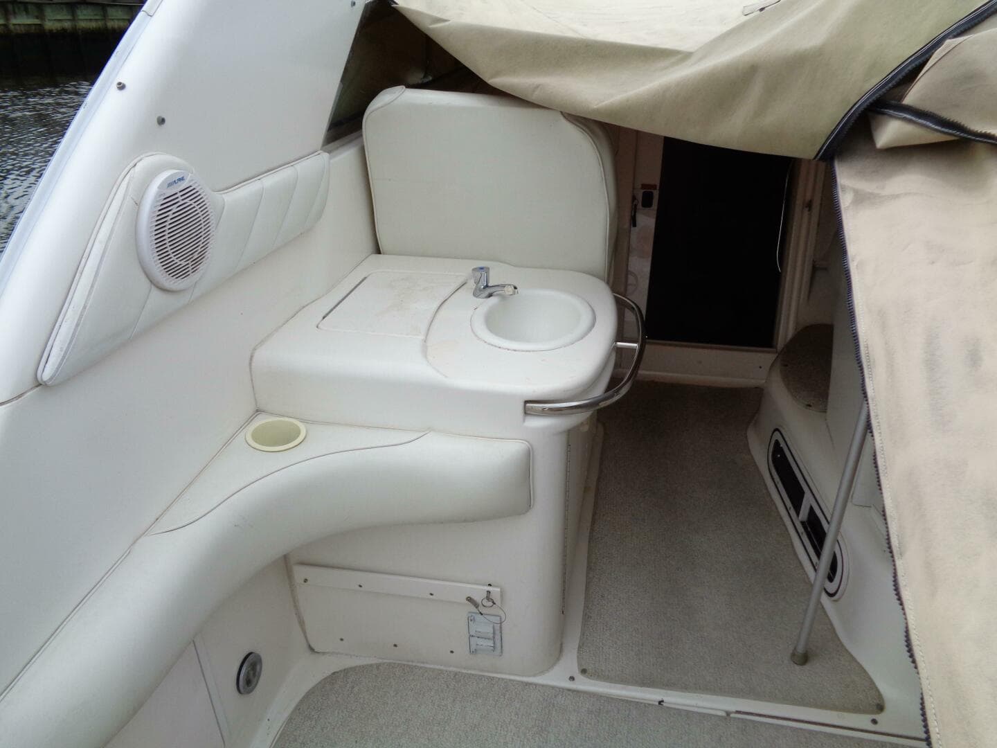 1997 Sea Ray 370 Sundancer