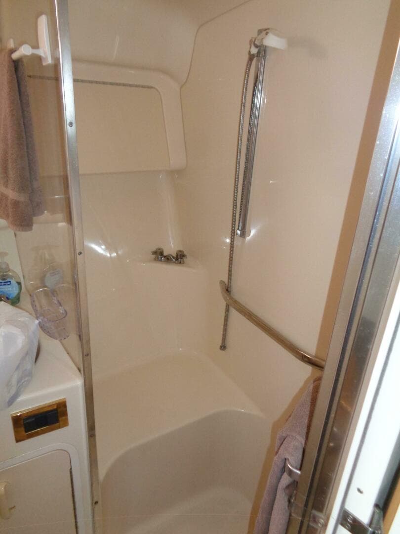 1997 Sea Ray 370 Sundancer