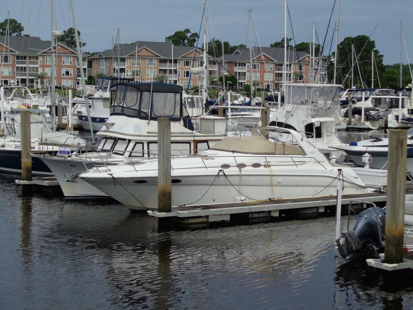 1997 Sea Ray 370 Sundancer
