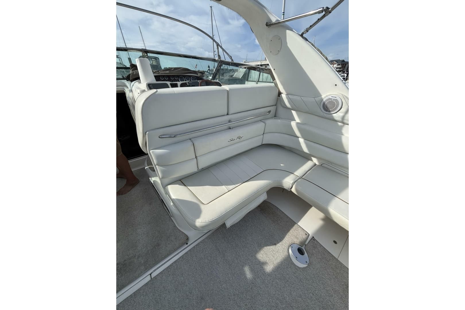 1997 Sea Ray 370 Sundancer