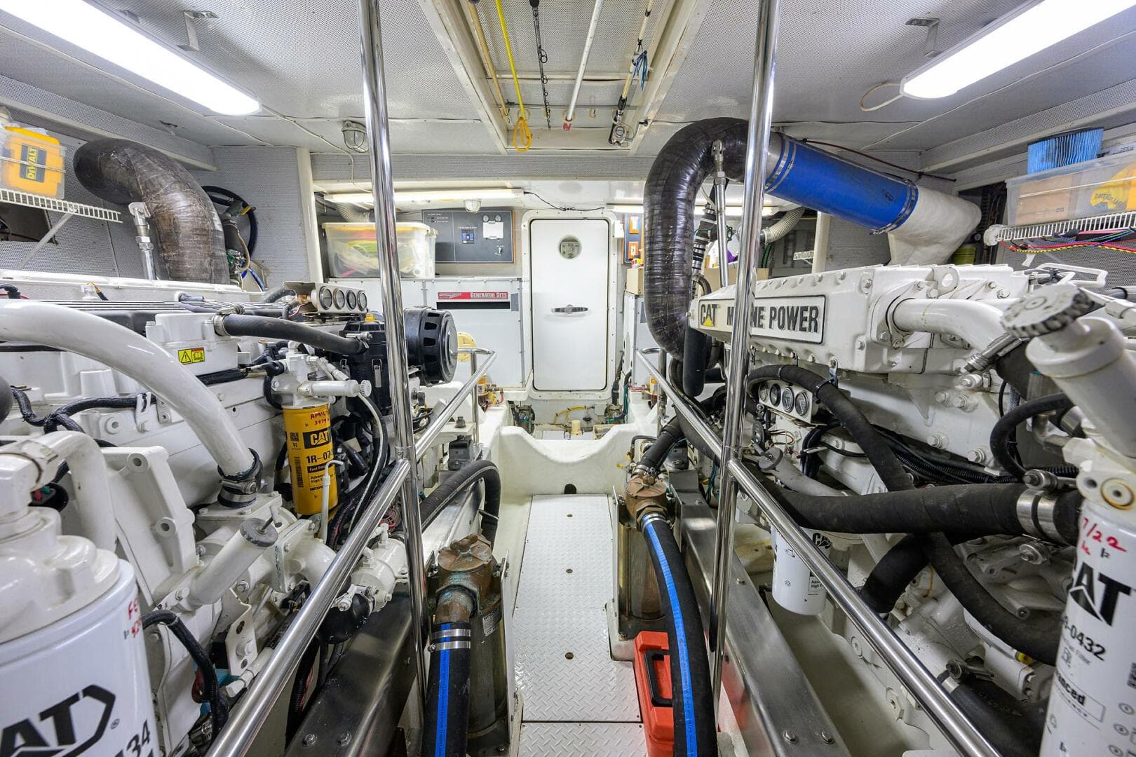 2001 Ocean Alexander 602 MKI