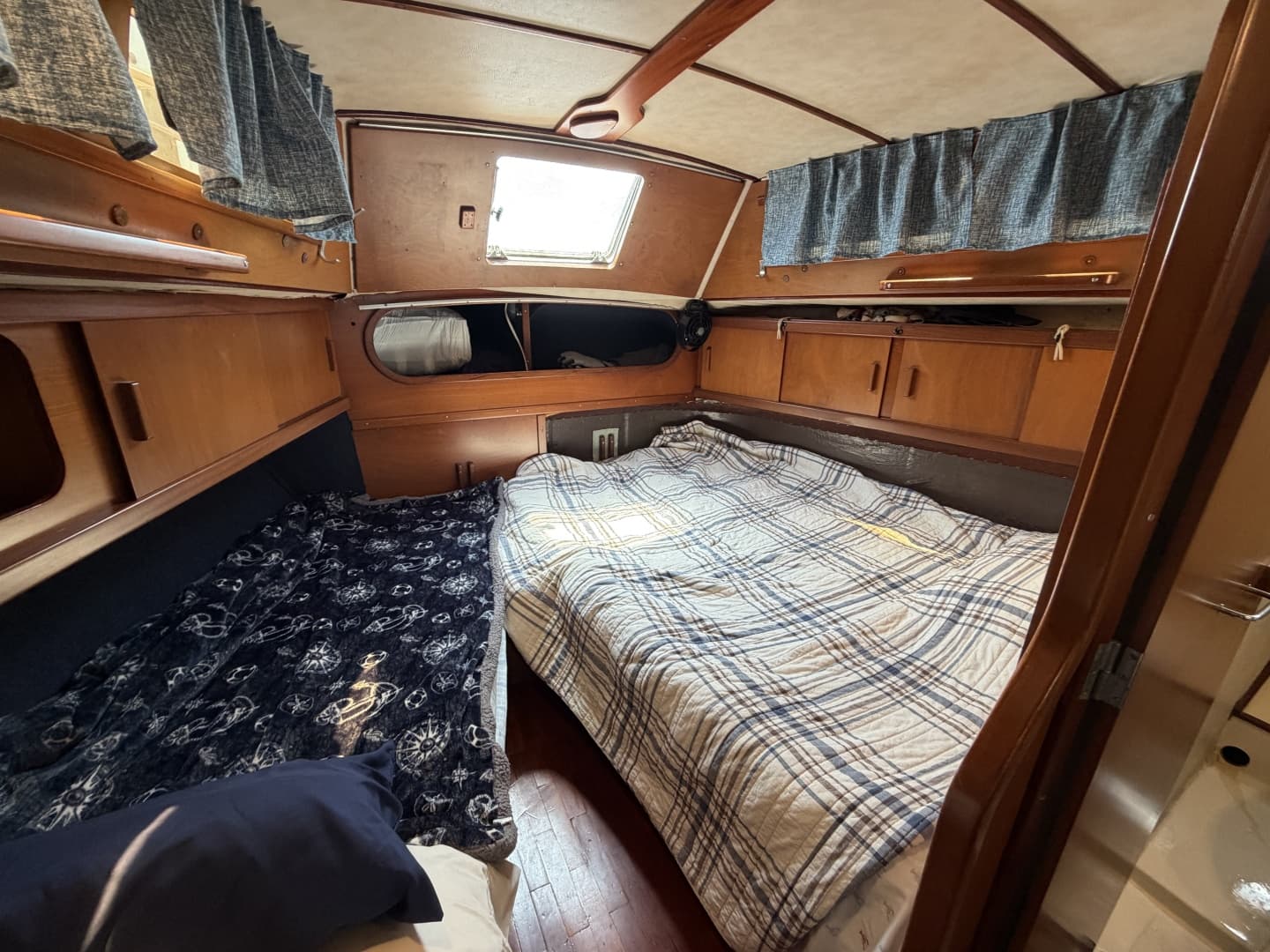 1980 Amel Mango 52