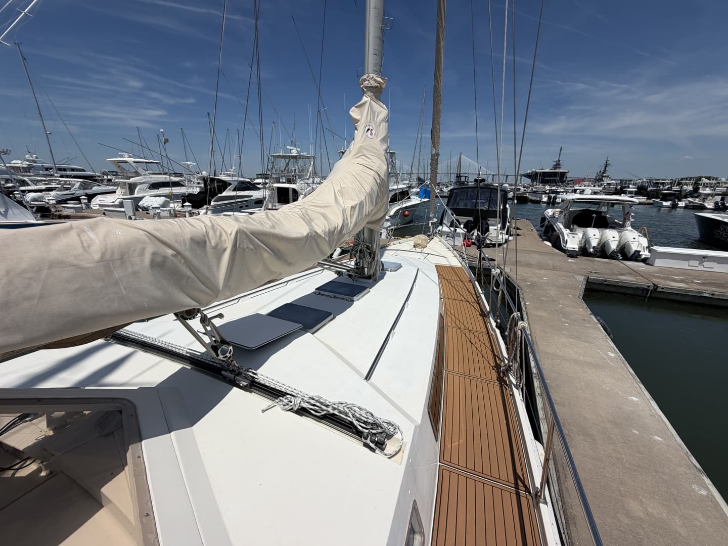 1980 Amel Mango 52
