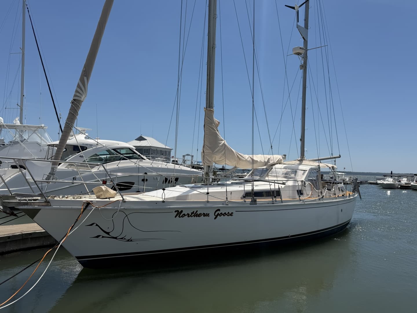 1980 Amel Mango 52
