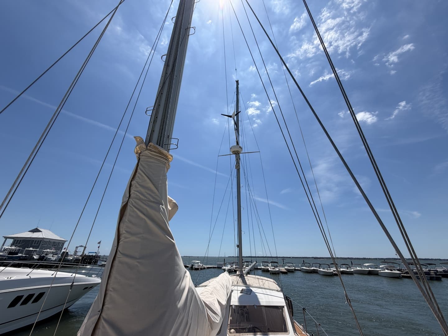 1980 Amel Mango 52