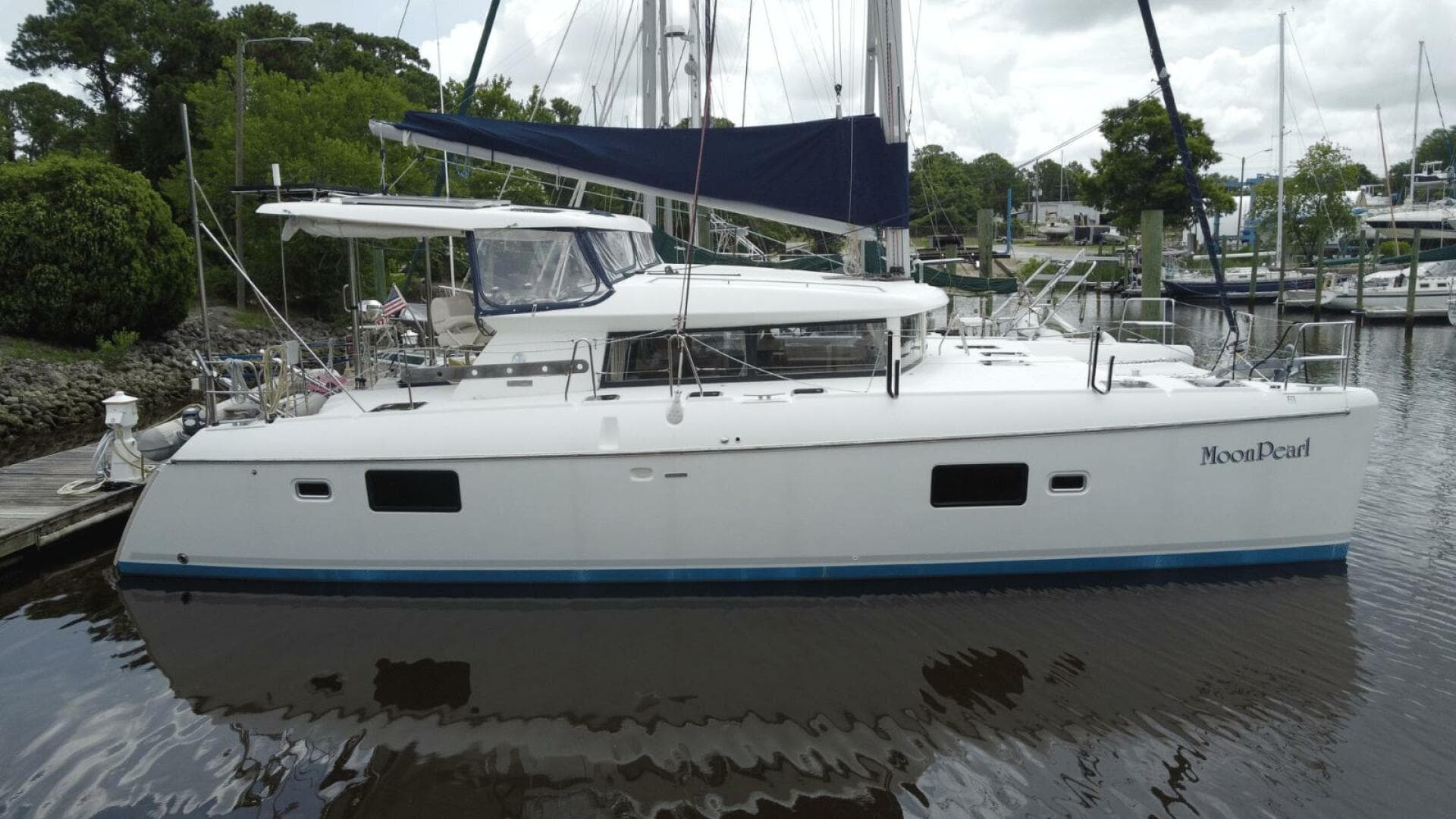2008 Lagoon 420 Owner's Version