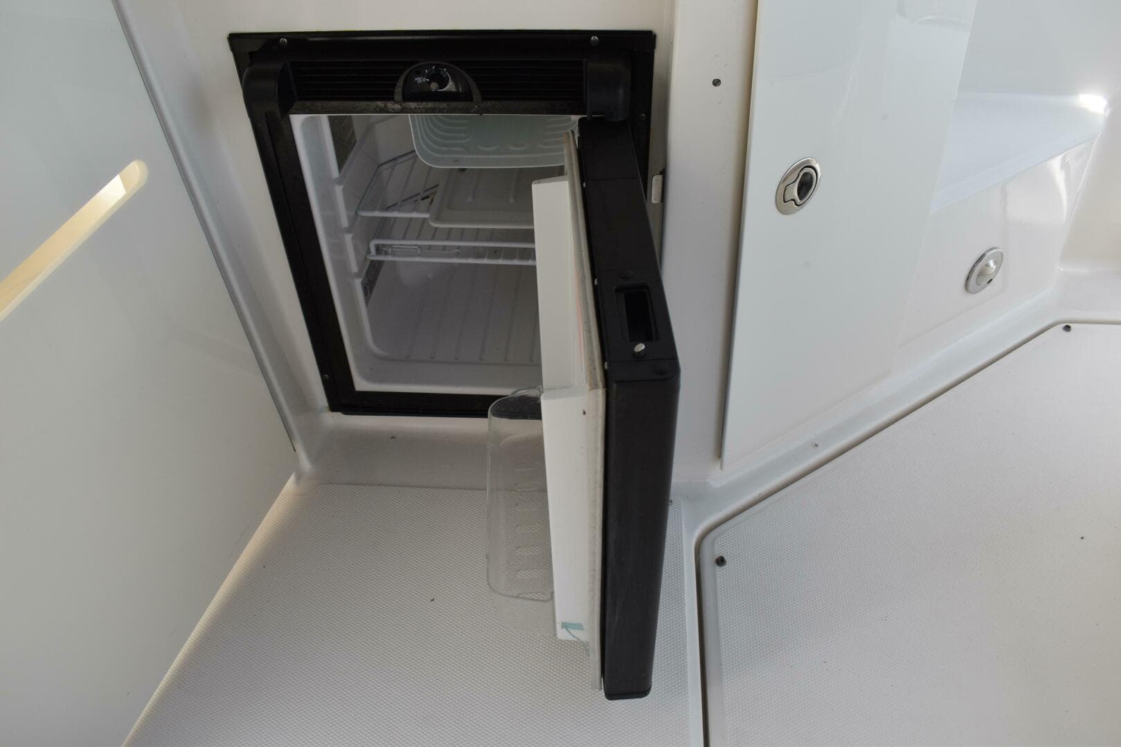 2011 Sea Ray 310 Sundancer