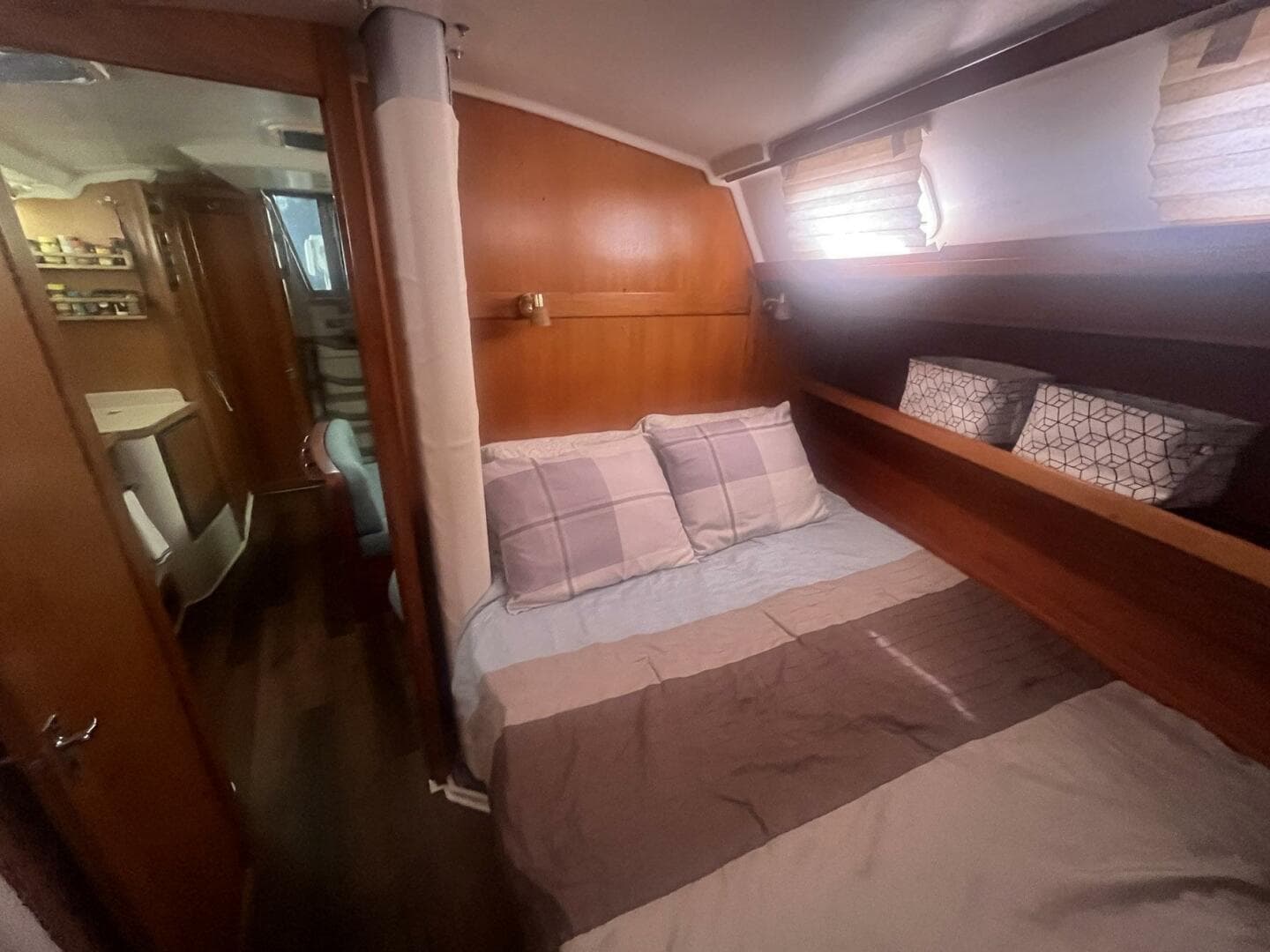 1999 Catalina 42 MK II