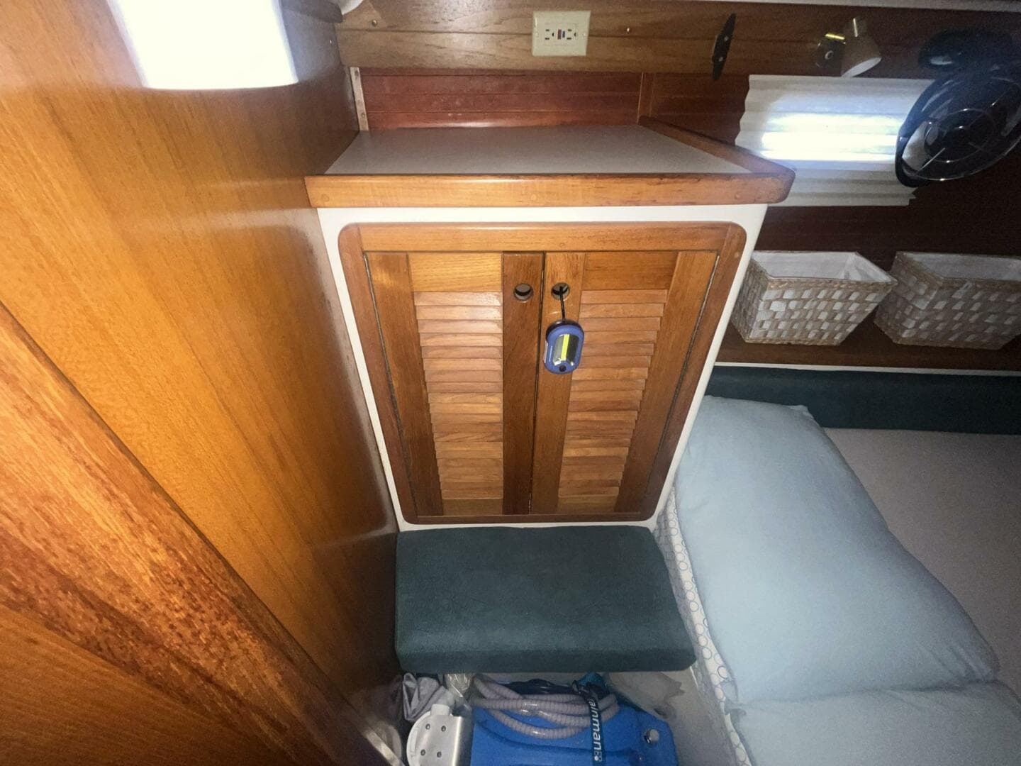 1999 Catalina 42 MK II