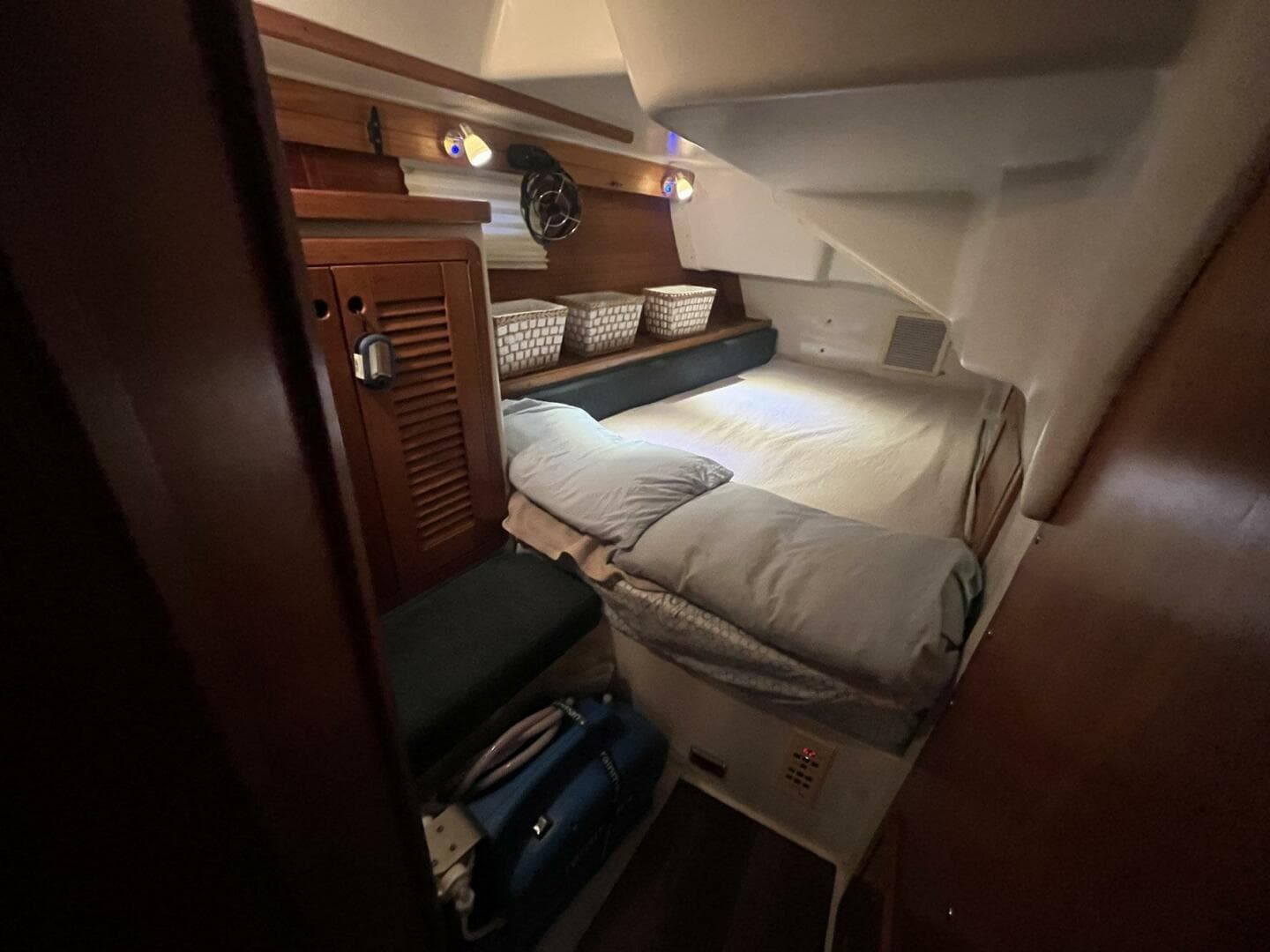 1999 Catalina 42 MK II