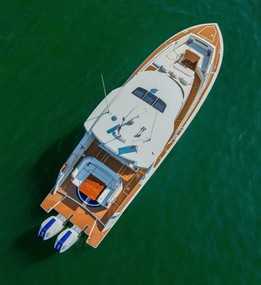 2022 Tiara Yachts 43 LS